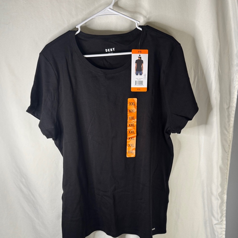 DKNY Women’s Black Short Sleeve Tee